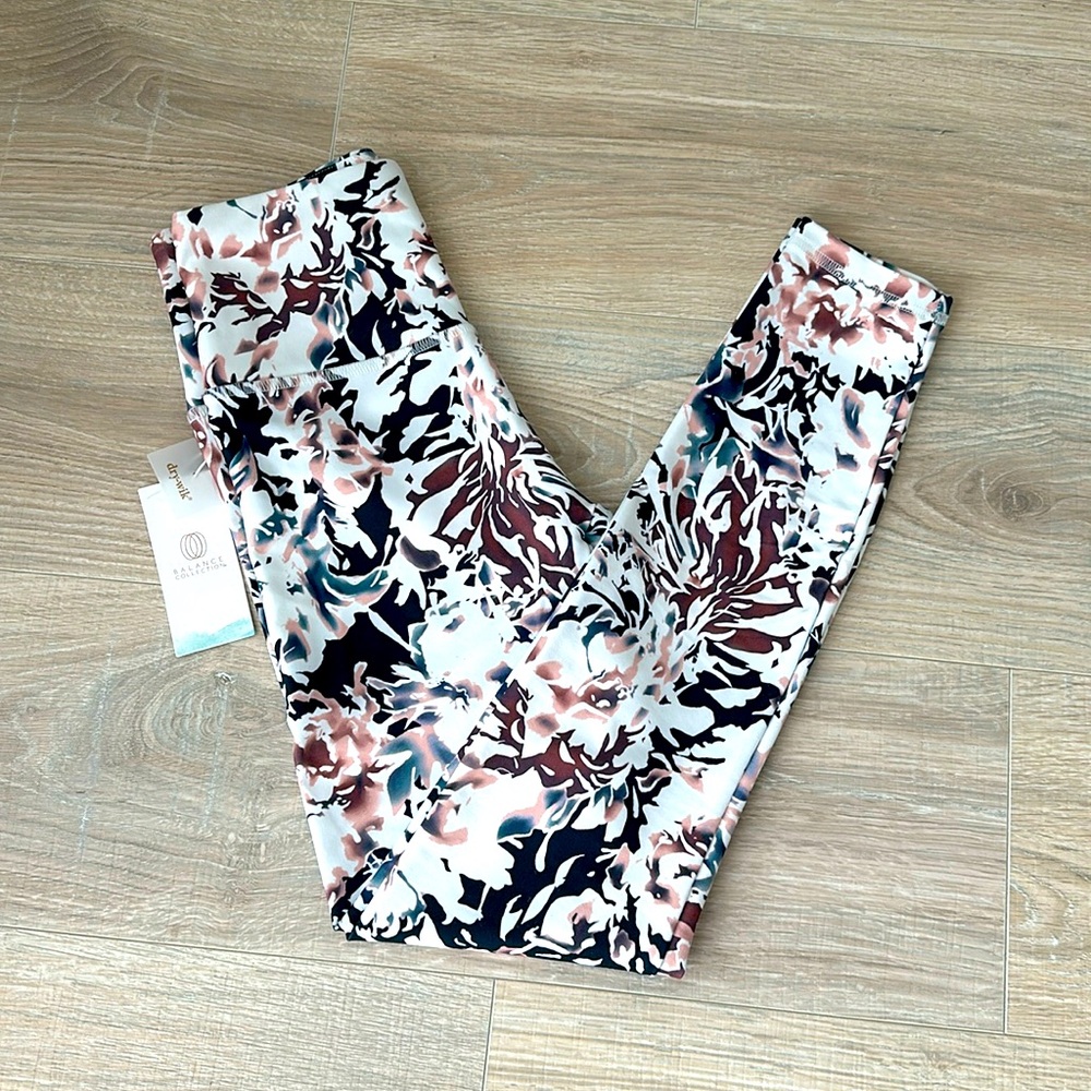 Balance Collection leggings small NWT